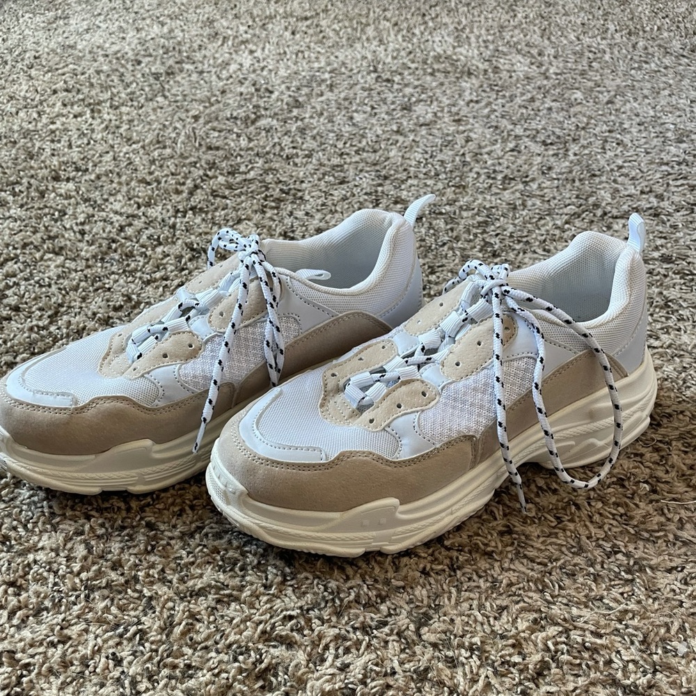 Pretty little thing white chunky sneaker